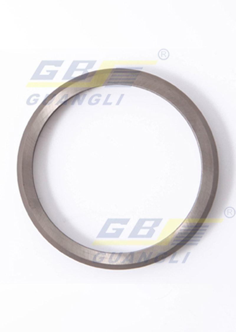 Floating oil seal