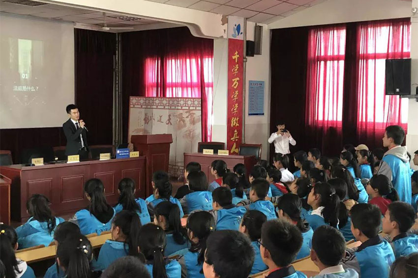 浙江万申佳律师事务所第四期“模拟法庭”走进天宁中学