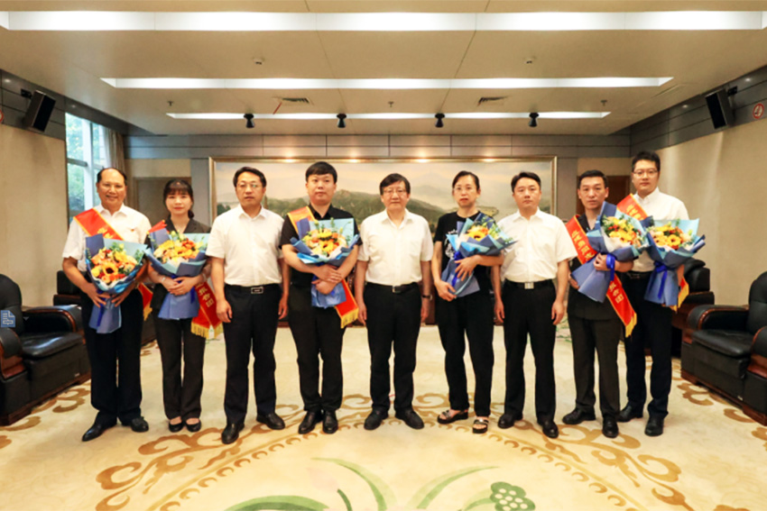 刘臻律师参与应建勇同志先进事迹报告会