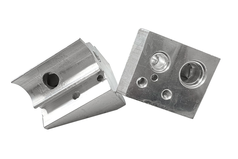 Condenser accessories, Evaporator accessories, Automobile air conditioning pipeline, Drying bottle, Desiccant, Silencer