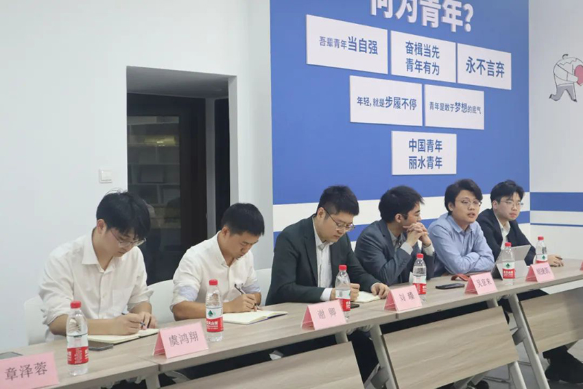 万申佳动态丽水市司法局开发区分局应步潮副局长一行莅临万申佳指导交流 (3).jpg