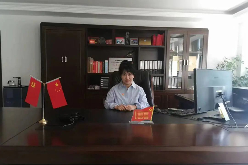 党建引领聚合力 村企携手促和谐 昊峰党支部重阳节敬老爱老活动 (6).jpg