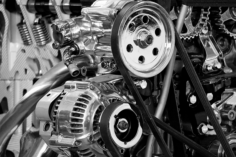 Maintenance of automotive air conditioning pipelines