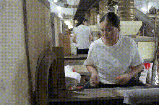 ezgif-471ddcb74aaf05.gif