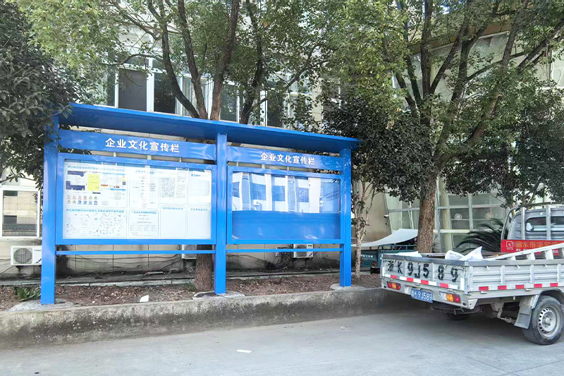 企業(yè)形象策劃,廣告媒介代理,平面廣告,設(shè)計(jì),LED,顯示屏,LED外露燈,標(biāo)識,廠牌,鈦金字,鐵皮字,銅,鋁牌,噴繪,寫真,車身貼,名片,彩印,畫冊,燈箱,路牌,招牌,橫幅